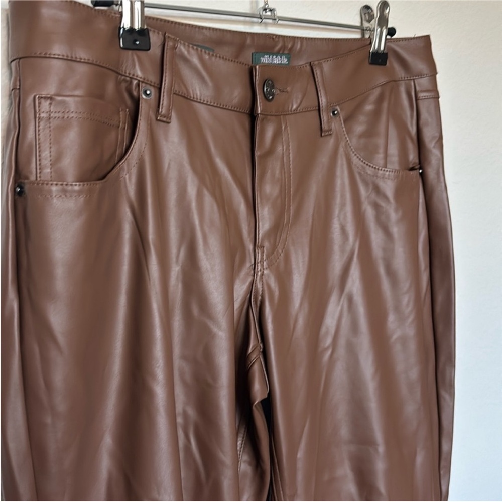 WILD FABLE LOW RISE FAUX LEATHER FLARE PANTS SIZE 17 NWT - Picture 2 of 4